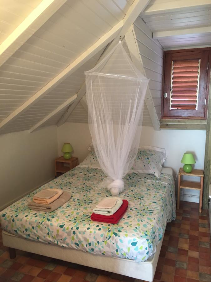 Gites La Nantillaise Bouillante Luaran gambar